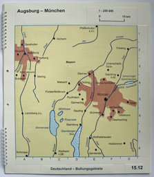 Geografische Karte mit transparentem Relief und unterlegtem Farbdruck