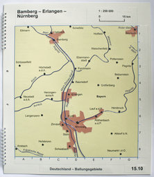 Vergrößerungsansicht: Geografische Karte mit transparentem Relief und unterlegtem Farbdruck