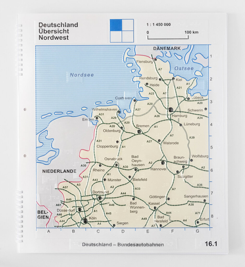 Autobahnkarte mit transparentem Relief und unterlegtem Farbdruck