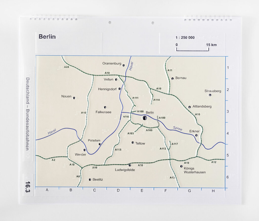 Autobahnkarte Region Berlin mit transparentem Relief und unterlegtem Farbdruck