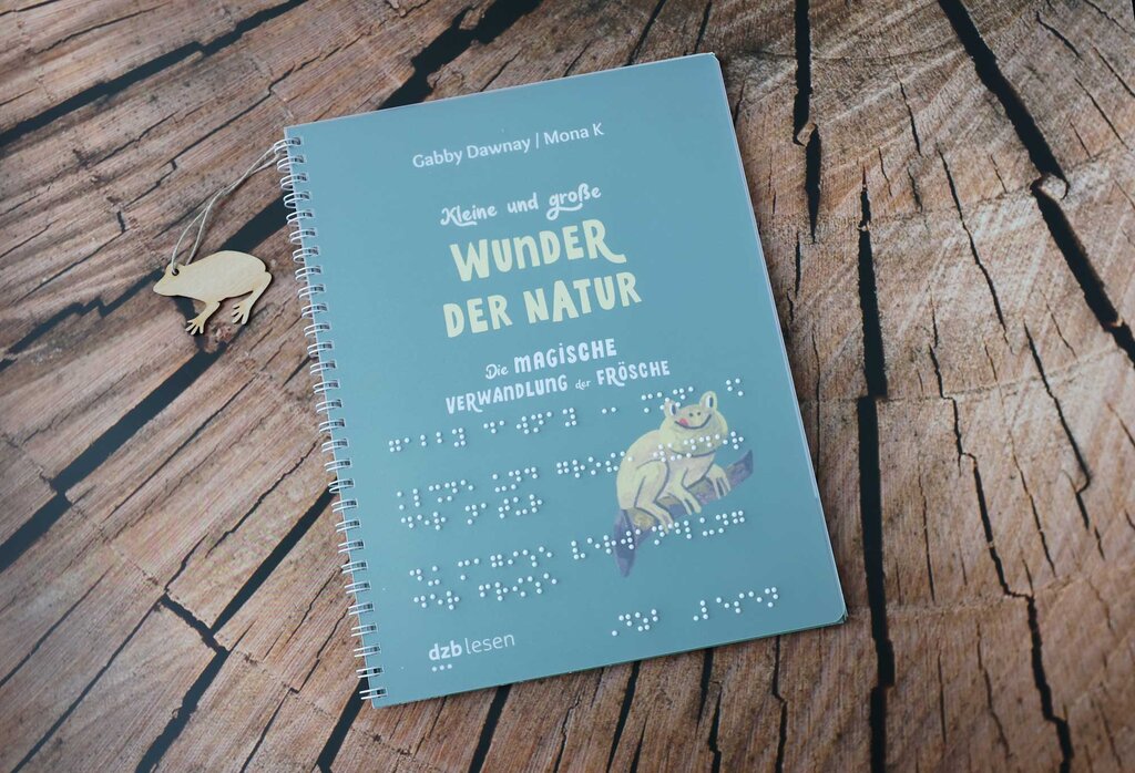 Buchcover Kindersachbuch Wunder der Natur - Die Verwandlung der Frösche, in Großdruck, Brailleschrift und mit taktilen Abbildungen