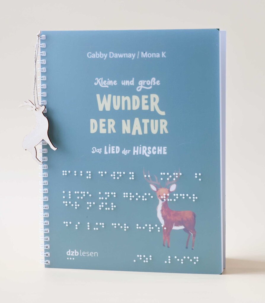 Buchcover Kindersachbuch Wunder der Natur - Das Lied der Hirsche, in Großdruck, Brailleschrift und mit taktilen Abbildungen.