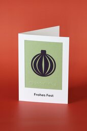 Klappkarte aus Papier mit taktil gestalteter Weihnachtsbaumkugel